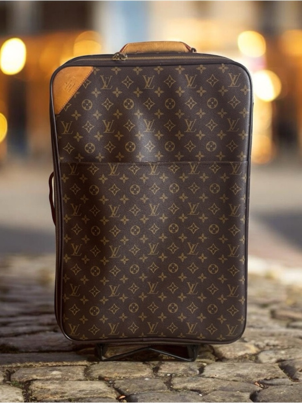 LV Monogram Suitcase 24” Vachetta Missing Pulls - Picture 17 of 17